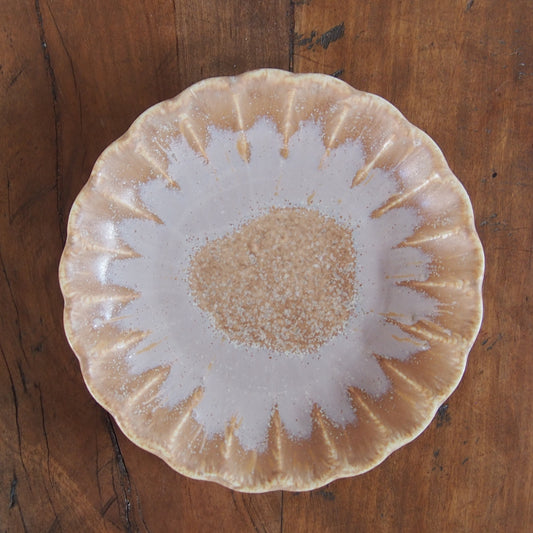 37-17 5寸ガーベラ皿 | 梅本勇 (コピー)