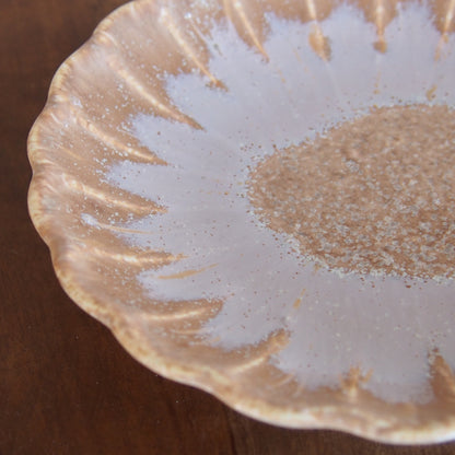 37-17 5寸ガーベラ皿 | 梅本勇 (コピー)