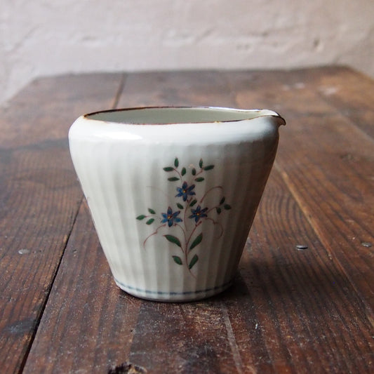 106　色絵花文面取り片口　C | 志村和晃