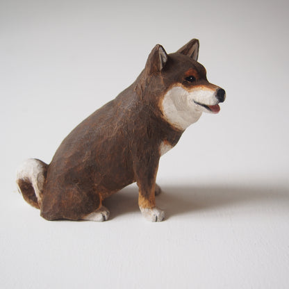 11　胡麻柴犬（座り） | ヒロセジン