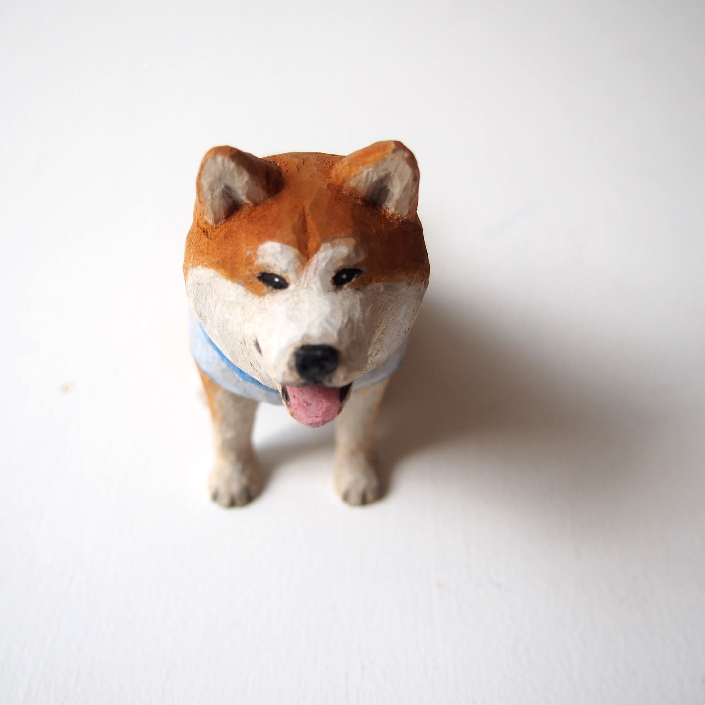 13　秋田犬（座り） | ヒロセジン