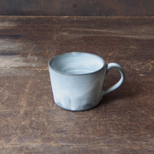 １．コーヒーカップ　白