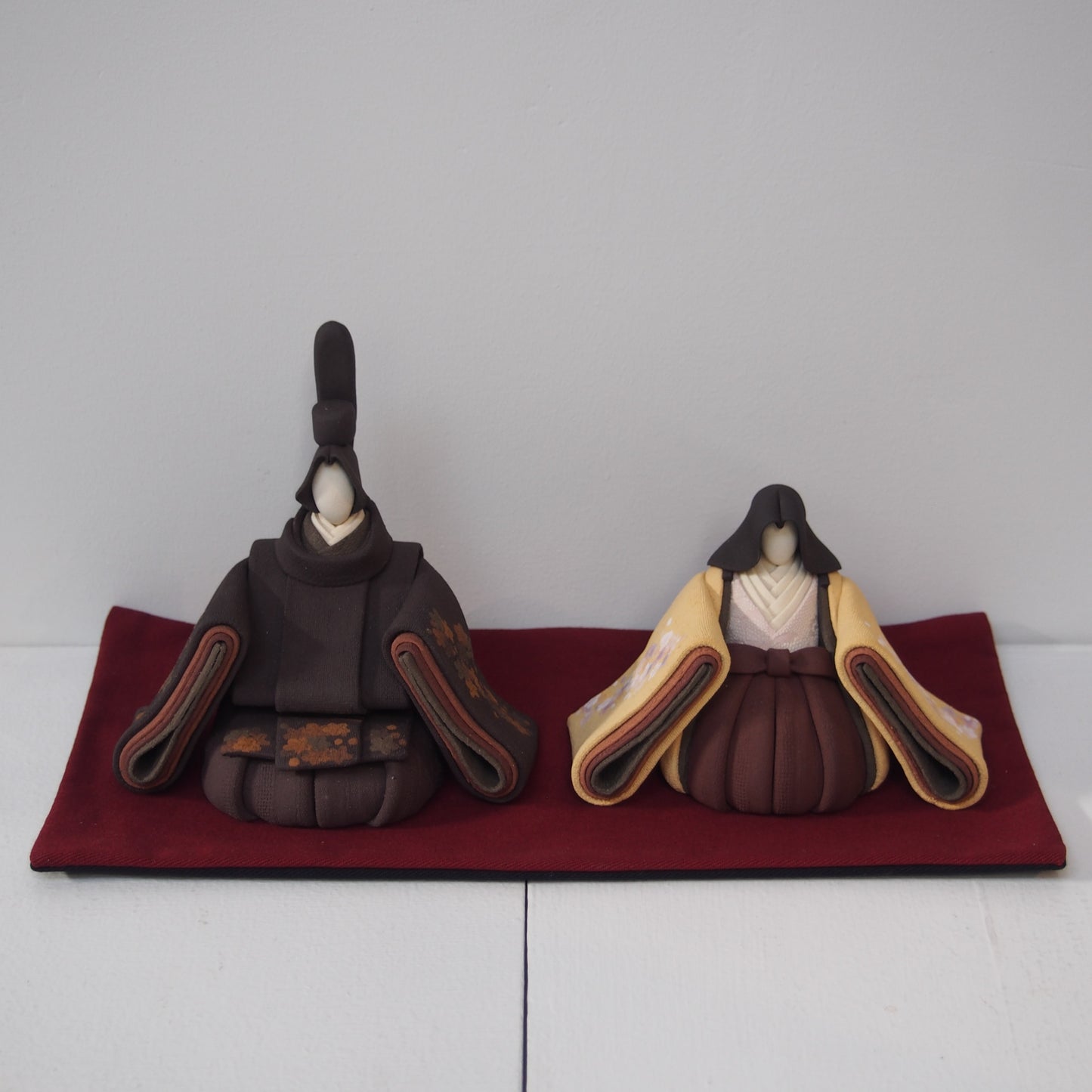 6　座り雛（小） 黄 | 澤りか