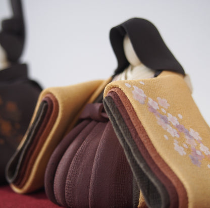 6　座り雛（小） 黄 | 澤りか