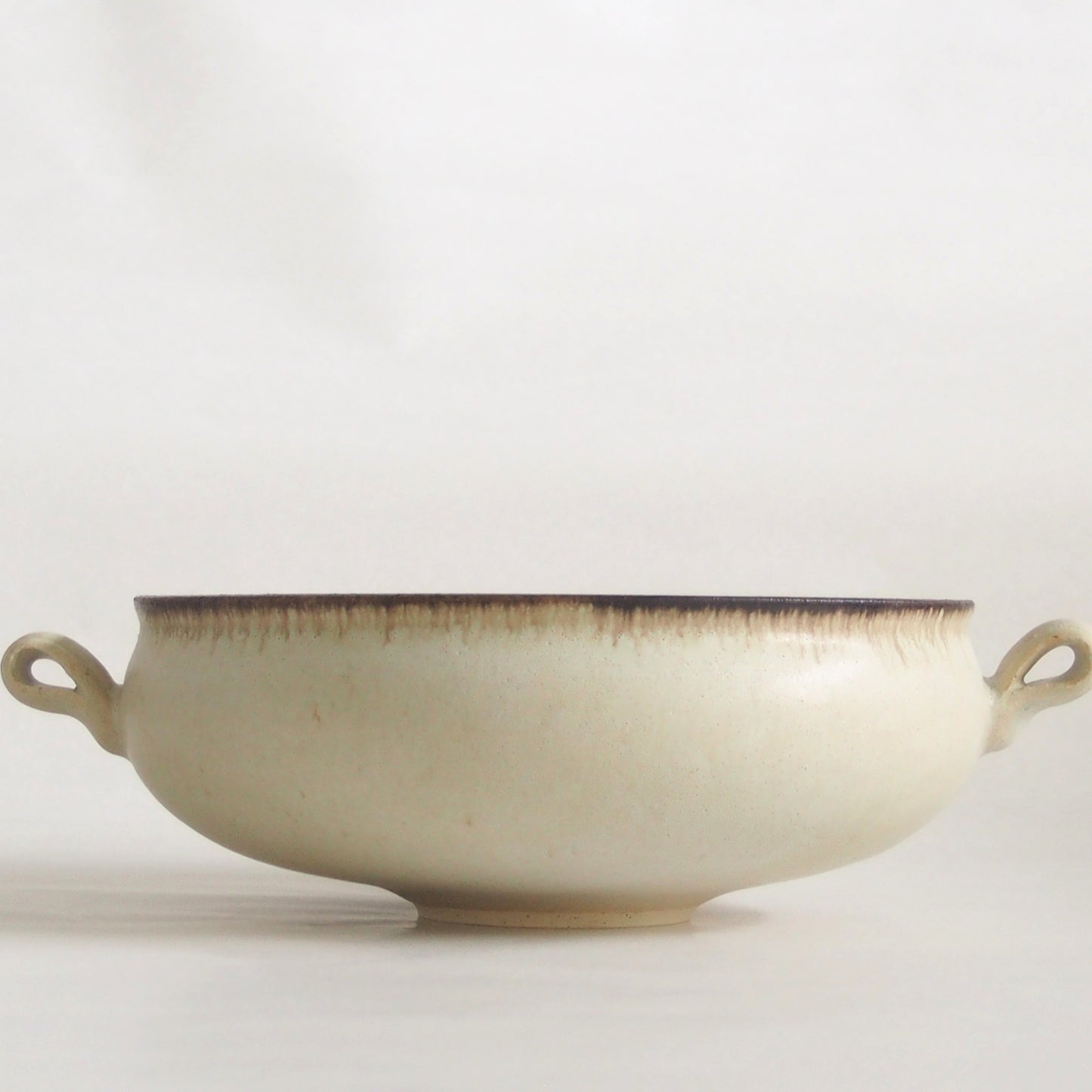 8　両手付大鉢 | 吉沢寛郎