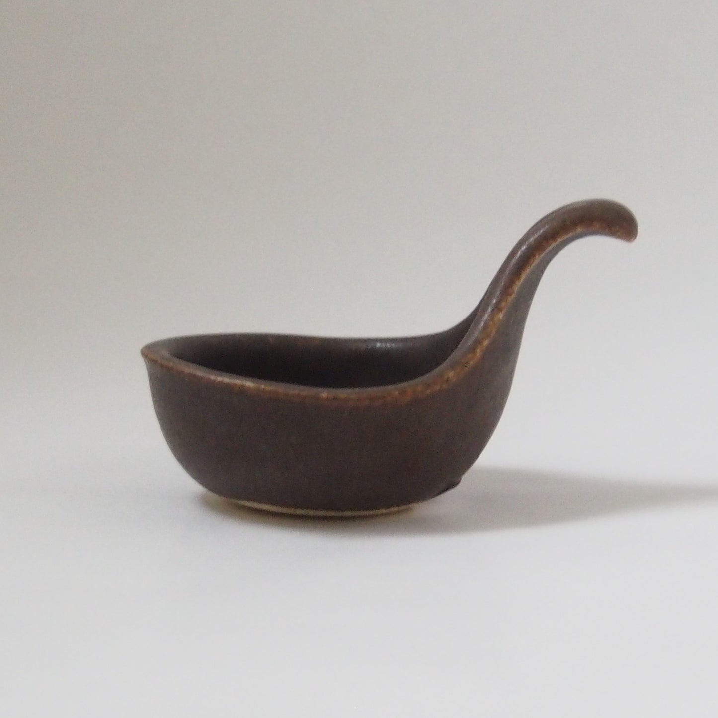 33 茶れんげ豆鉢