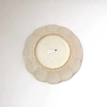 21 白釉輪花鉢（L） | 青柳憲儀