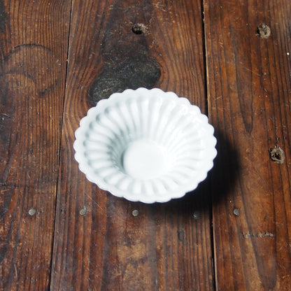 57　輪花皿　A | 上國料正記