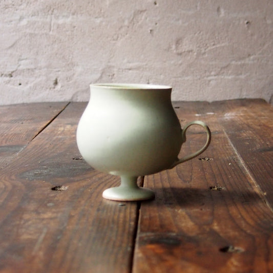 22　足付きカップ | 猪原朱乃