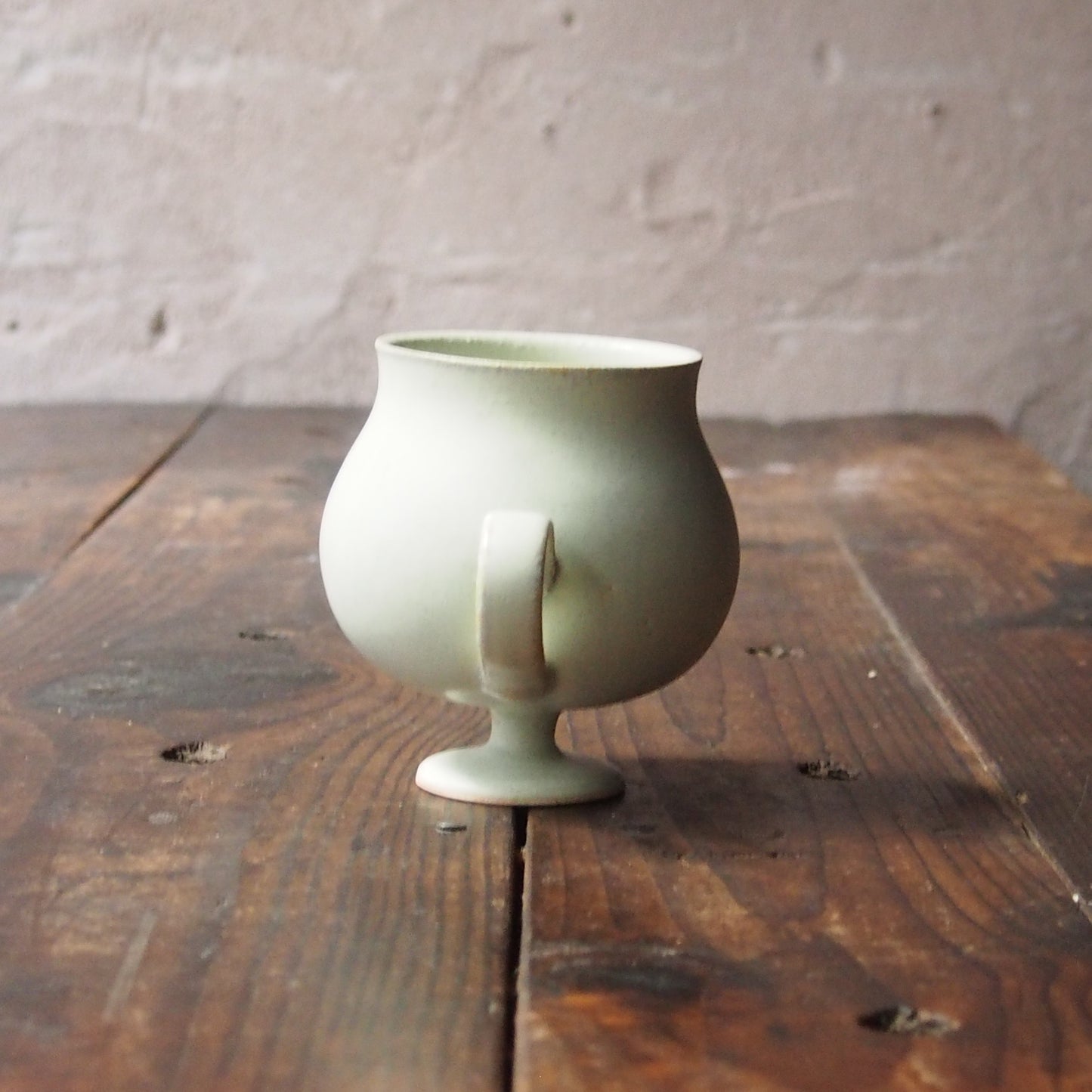 22　足付きカップ | 猪原朱乃