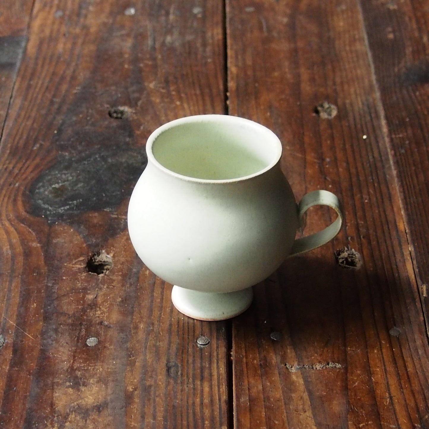 22　足付きカップ | 猪原朱乃