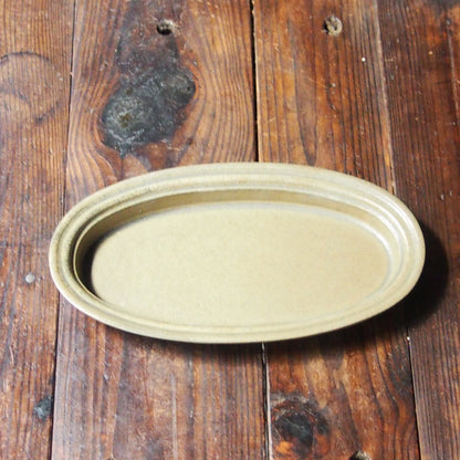 11　オーバル深皿 | 猪原朱乃