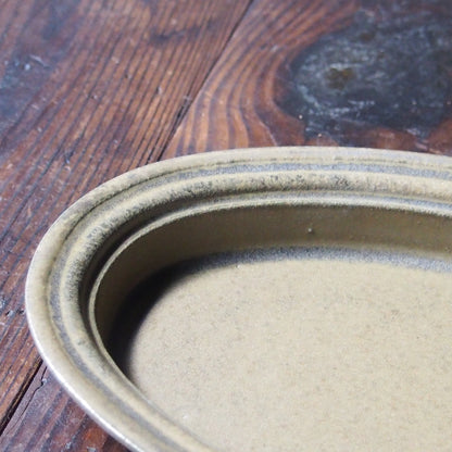 11　オーバル深皿 | 猪原朱乃