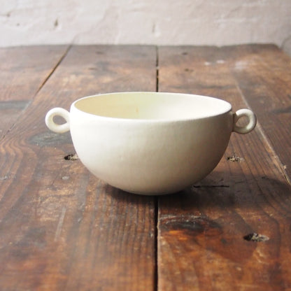 28　耳付きボウル | 猪原朱乃